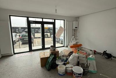 Spațiu comercial, de 52 mp, în Central - 8