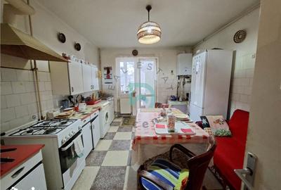 Apartament cu 3 camere decomandat în Centrul Istoric - 11