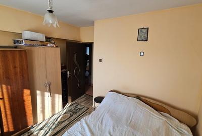 Apartament cu 2 camere decomandat în B-dul București - 7