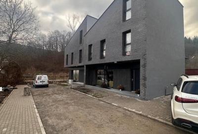 Duplex cu 5 camere cu Teren 250 Mp în Florești - 3