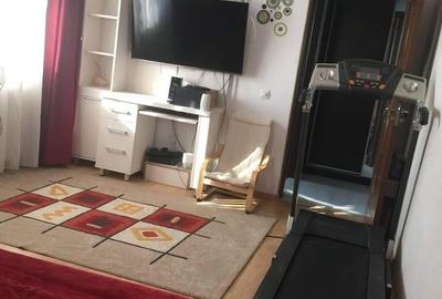 Apartament cu 3 camere decomandat în Alexandriei - 9