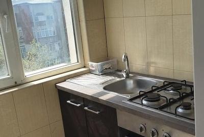 Apartament cu 2 camere decomandat în Steaua - 3