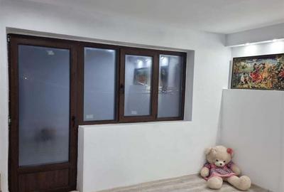 Apartament cu 3 camere decomandat în Sulița - 6