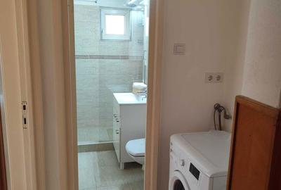 Apartament cu 4 camere decomandat în Central - 1