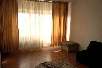 Garsonieră decomandată, mobilată în Trafic Greu - 2