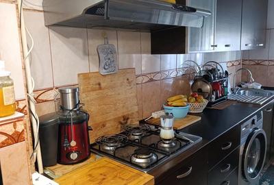 Apartament cu 3 camere decomandat în Central - 2