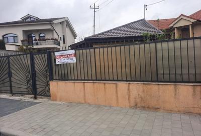 Casa 3 camere - zona Dacia - 230.000 euro (Cod E2)