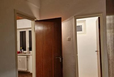 Apartament cu 3 camere decomandat în Pajura - 6