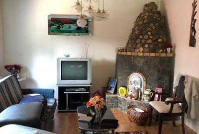 Casă cu 5 camere cu Teren 627 Mp în Poiana Țapului - 2