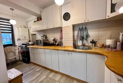 Apartament de 2 camere, 65mp, curte, loc de parcare, zona Rediu Apartament de 2 camere, 65mp, curte, loc de parcare, zona Rediu - 3
