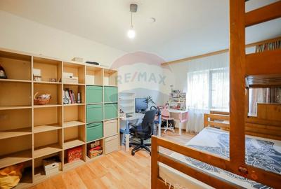 Apartament cu 2 camere de vanzare in zona Rogerius - 7