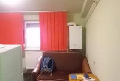 Garsonieră decomandată în Hipodrom