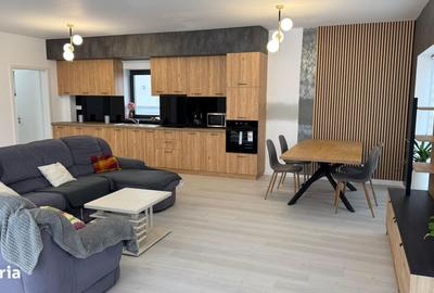 Apartament cu 3 camere, mobilat în Tractorul - 9
