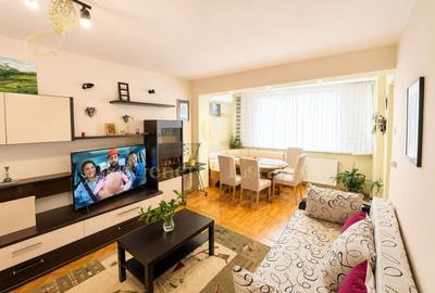 Apartament cu 3 camere în Central - 1