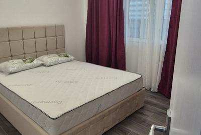 Apartament cu 3 camere semidecomandat în Mărginenii de Sus - 3