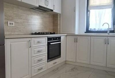 Apartament cu 2 camere decomandat în Micro 17