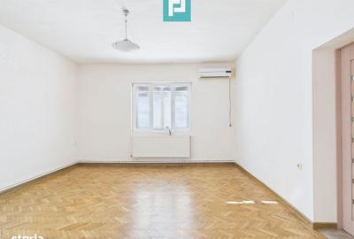 Spațiu comercial, de 74 mp, în Complex Studențesc - 7