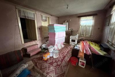 Casă cu 3 camere cu Teren 360 Mp în Central - 2