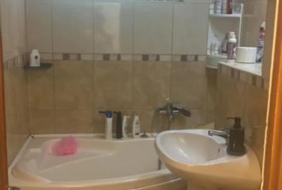 Casă cu 7 camere cu Teren 1200 Mp în Cârcea - 14