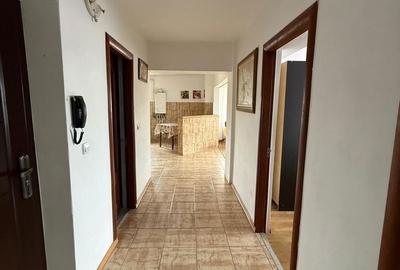 Apartament cu 3 camere decomandat în Burdujeni - 3