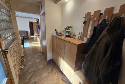 Re?i?a, apartament 4 camere, 100 mp, etaj 2, zona Micro II - 14