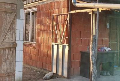 Casă cu 4 camere în Șimand