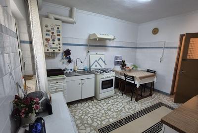 Teren + Locuinta D+P+1 - 8