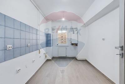 Apartament cu 4 camere decomandat în Centrul Civic - 12