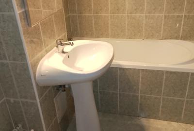 Inchiriez apartament doua camere - 5