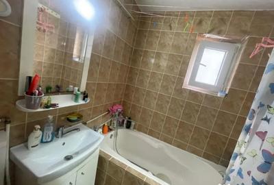 Apartament cu 3 camere decomandat, mobilat în Valea Rosie - 2