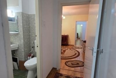 Apartament cu 3 camere - zona Podu Ros - restaurant Cotnari - 12