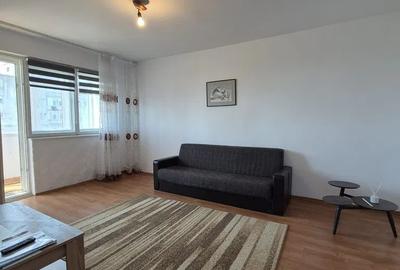 Apartament cu 2 camere, mobilat în Km 4-5