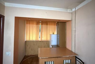Garsonieră decomandată în Exterior Vest