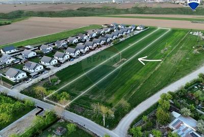 Teren Construcții extravilan de 6253 mp, în Măgura