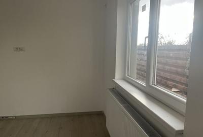 Glina stadion casa parter 4 camere - 38