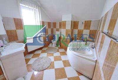 Casă individuală cu 7 camere cu Canalizare în Ronaț - 14