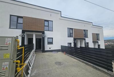 Casă cu 3 camere cu Canalizare în Bucium - 10