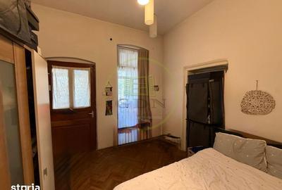 Casă cu 4 camere cu Teren 531 Mp în Central - 2