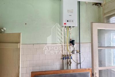Casa 4 camere, anexe, teren generos zona Aradul Nou Cl. Timisorii - 23