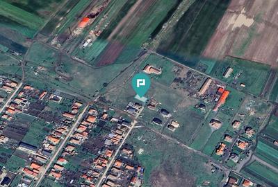 Loc de casa de 448mp in Livada - 1