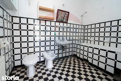 Casă cu 3 camere cu Teren 617 Mp în Central - 11