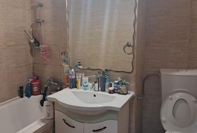 Apartament cu 2 camere decomandat în Alexandru Obregia