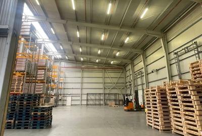 Spațiu comercial, de 1,500 mp, în Central - 5