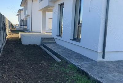 Vila individuala,Cartier nou 24 de case,204 mp construit,finisaje de lux - 2