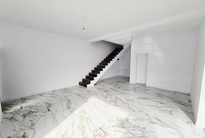 Casă cu 4 camere cu Teren 250 Mp în Bucium - 3