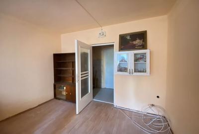 COMISION 0 | Garsoniera 25mp | Eatj 2 | Mobilata | Zona Blascovici - 3