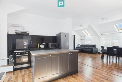 Apartament deosebit cu 3 camere , zona Fratelia - 2