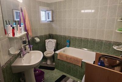 Apartament cu 3 camere decomandat în Central - 8