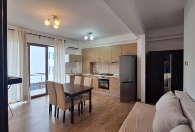 Apartament cu 3 camere nedecomandat, mobilat în 13 Septembrie - 2