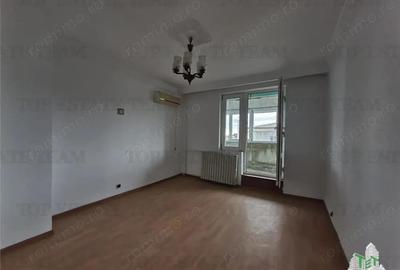 Apartament cu 5 camere decomandat în Sud - 10